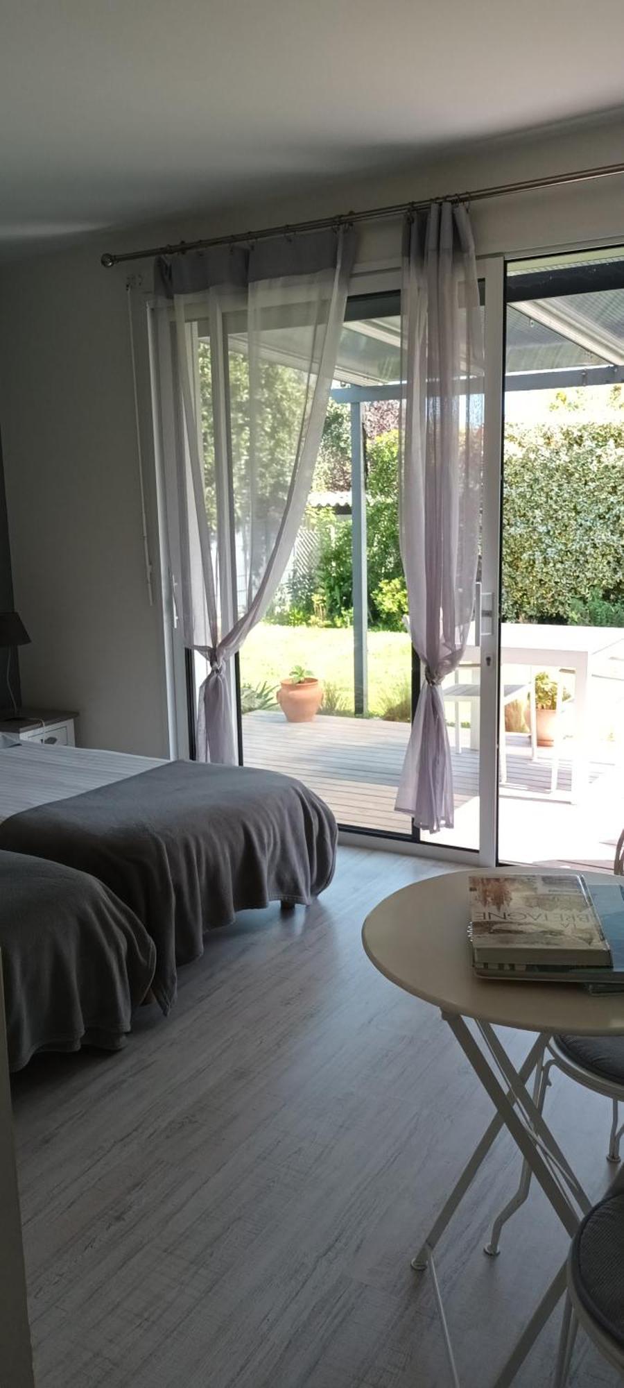 Les Chenes Bed & Breakfast Сарзо Екстериор снимка
